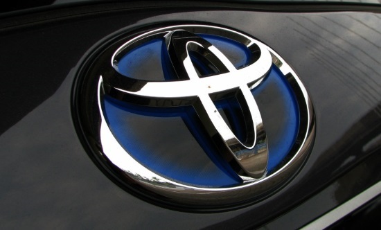 Популярная Camry 